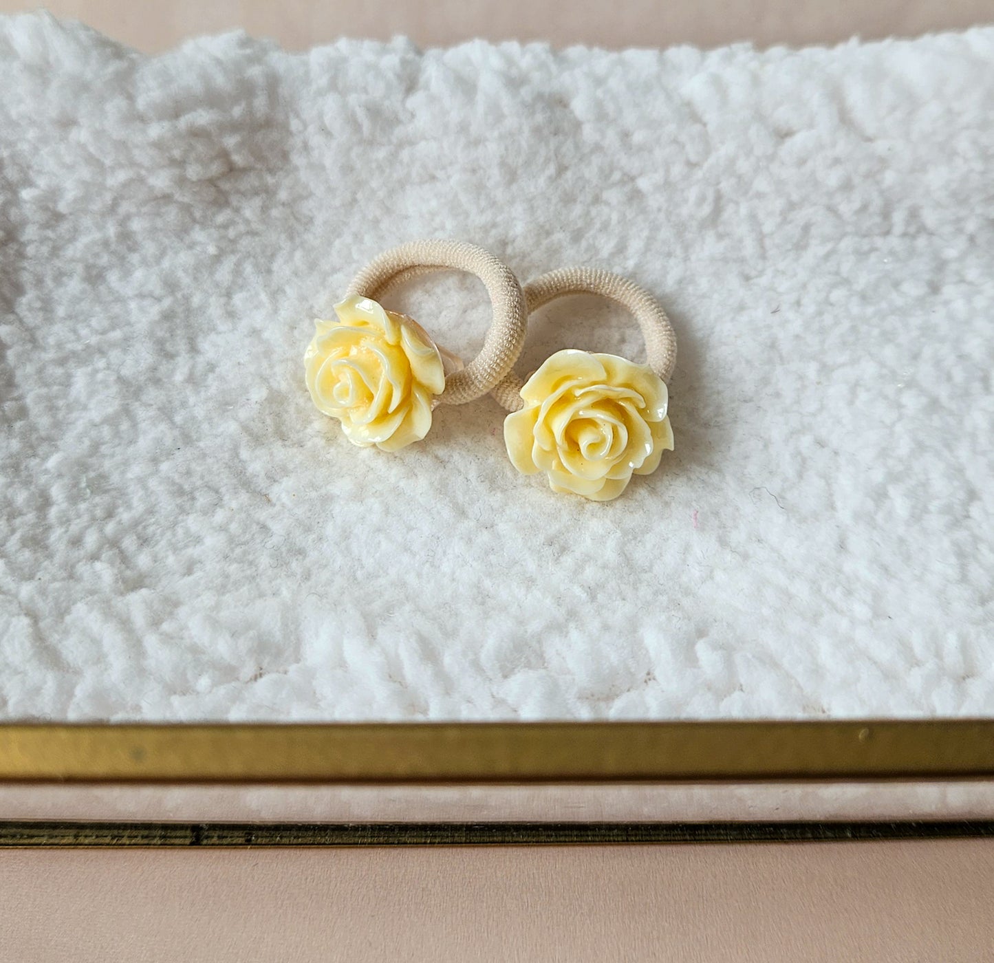 Mini haarelastiek set - Pastelgele roos
