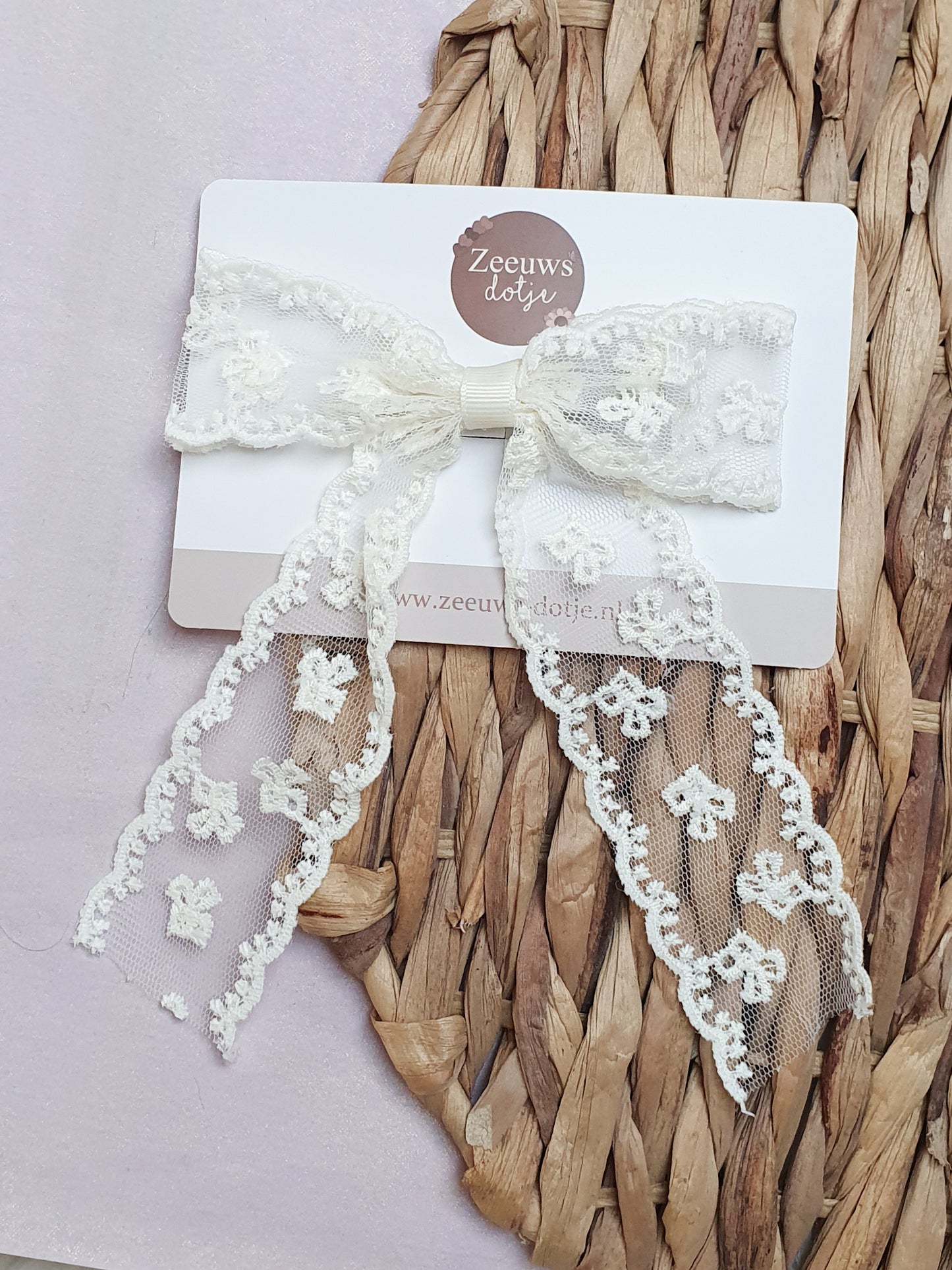 Haarstrik van kant - Classy Cream