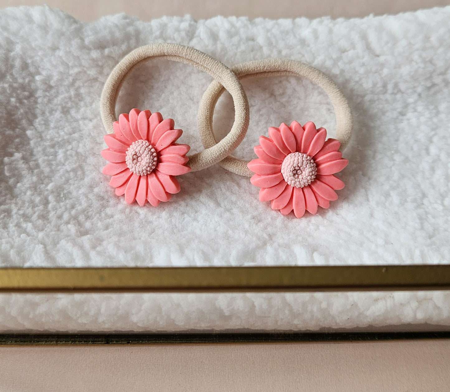 Haarelastiek set - Roze madeliefjes