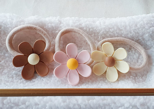 Haarelastiek set - 𝑇𝑟𝑖𝑜 𝑓𝑙𝑜𝑤𝑒𝑟𝑠