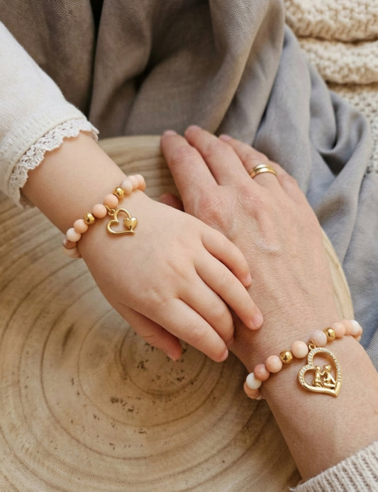 Handgemaakte armbanden van ECHTE natuursteen (mat roze/beige)