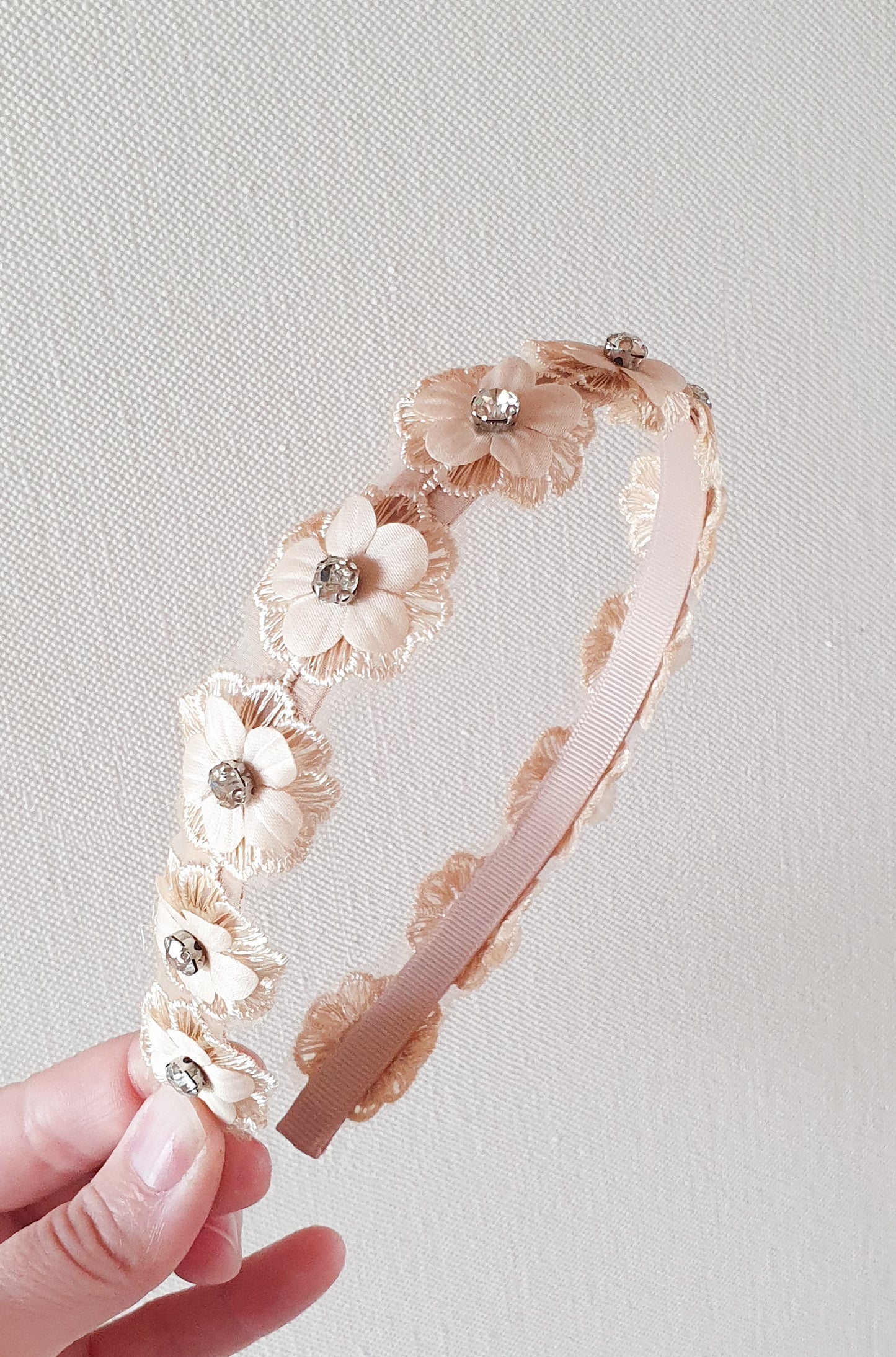 Diadeem - ♡ 𝐵𝑟𝑢𝑖𝑑𝑠𝑚𝑒𝑖𝑠𝑗𝑒𝑠