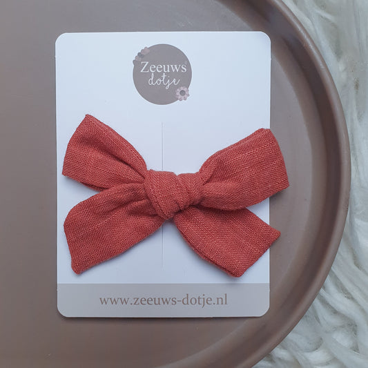 Haarclip - 𝐿𝑖𝑛𝑛𝑒𝑛 𝑠𝑡𝑟𝑖𝑘 𝑡𝑒𝑟𝑟𝑎