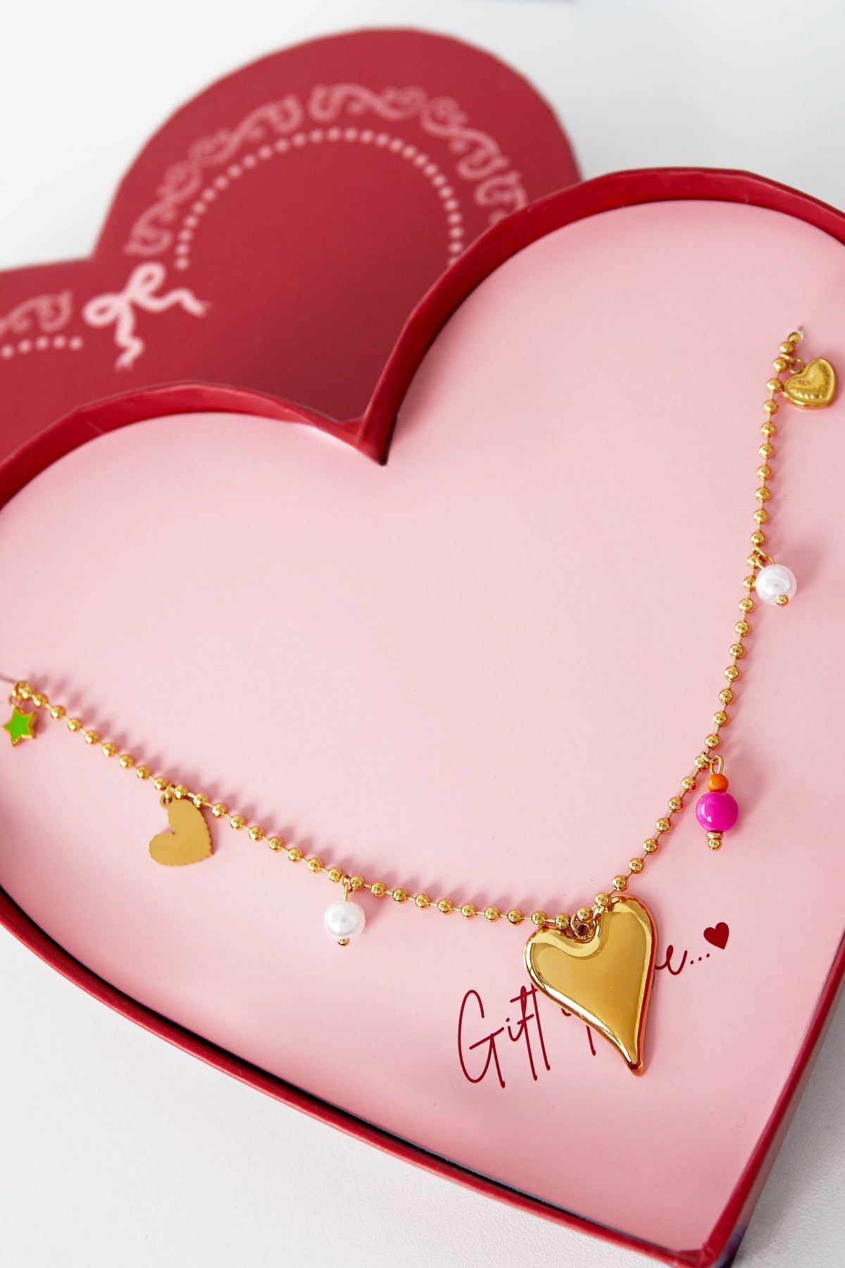 Ketting - 𝐺𝑖𝑓𝑡 𝑜𝑓 𝑙𝑜𝑣𝑒