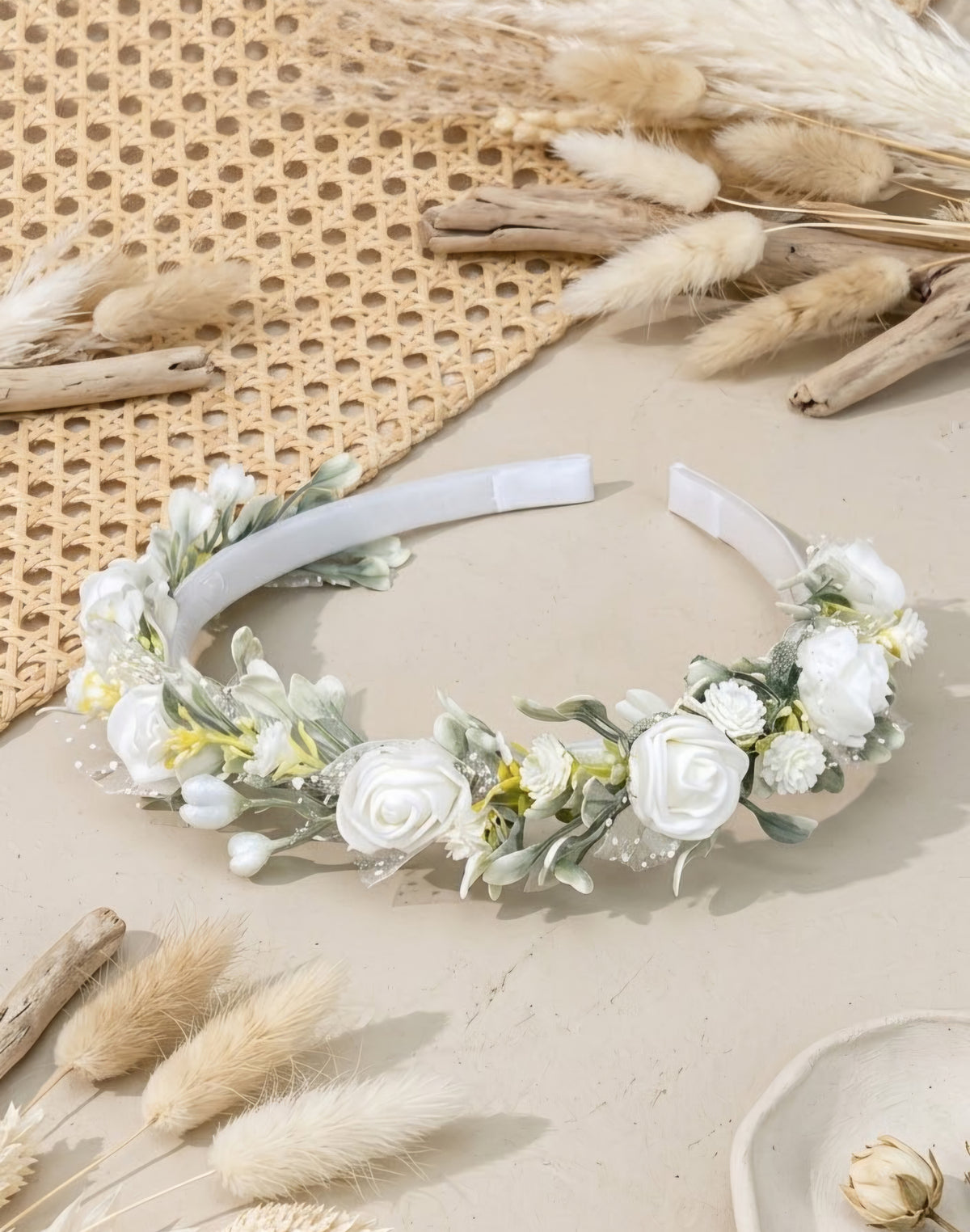 Diadeem - White