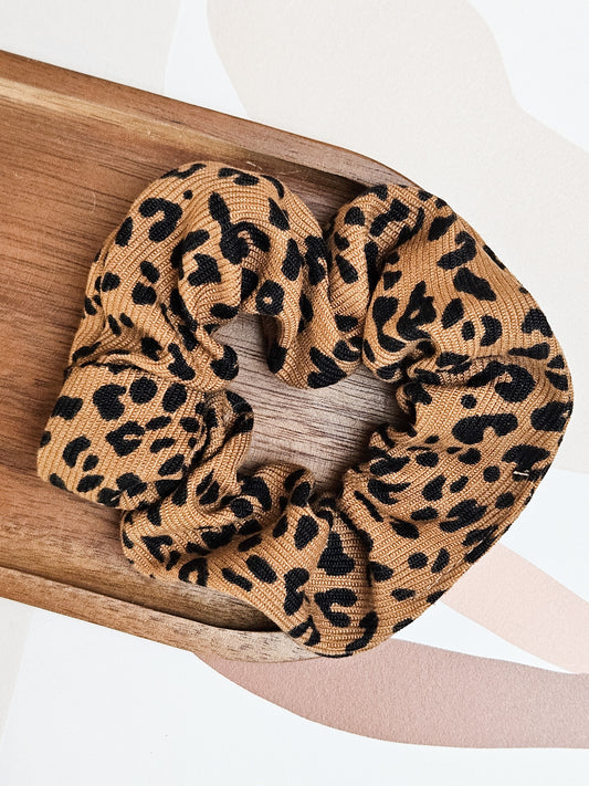 Scrunchie - Wild Leopard