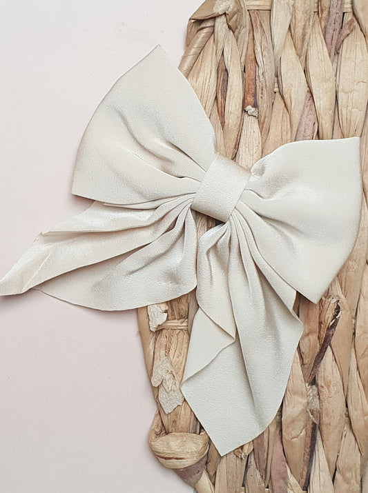 Haarspeld grote strik - Pearl Shine